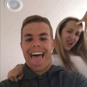 Meet your Posher, Tyler